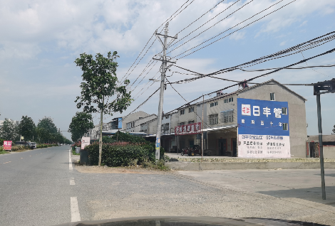 五峰如何能保证墙体广告的醒目性？